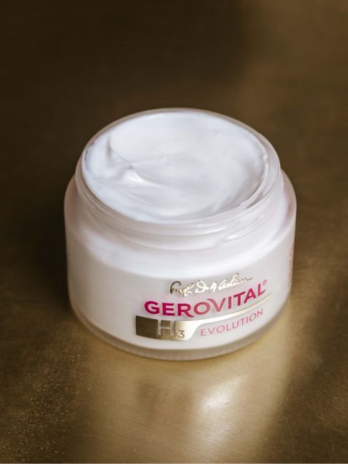 Anti-Aging Intense Restructuring Cream Gerovital H3 Evolution